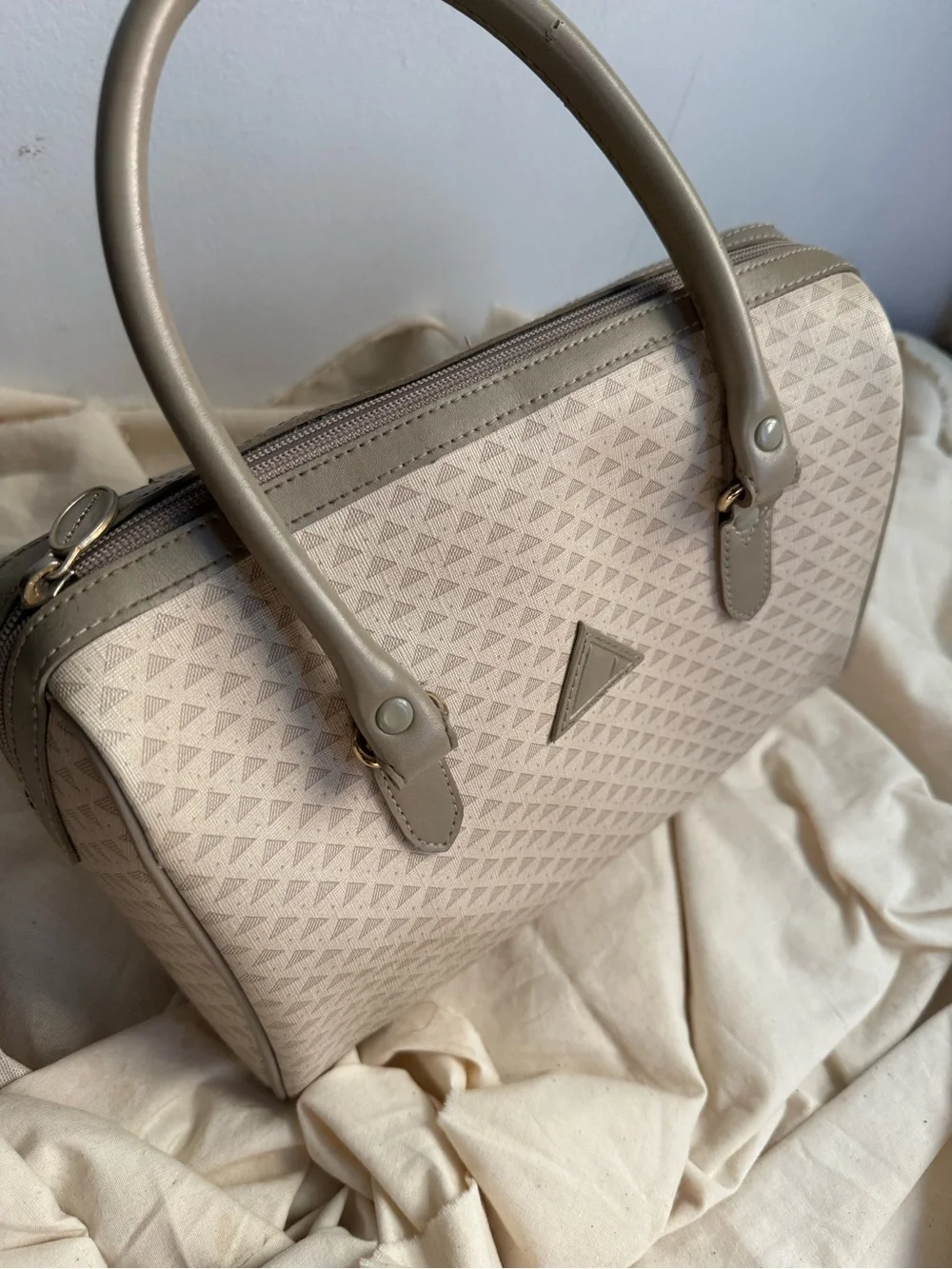 Vintage Liz Claiborne Cream Gray Monogram Speedy Satchel Bag Y2K Quiet Luxury